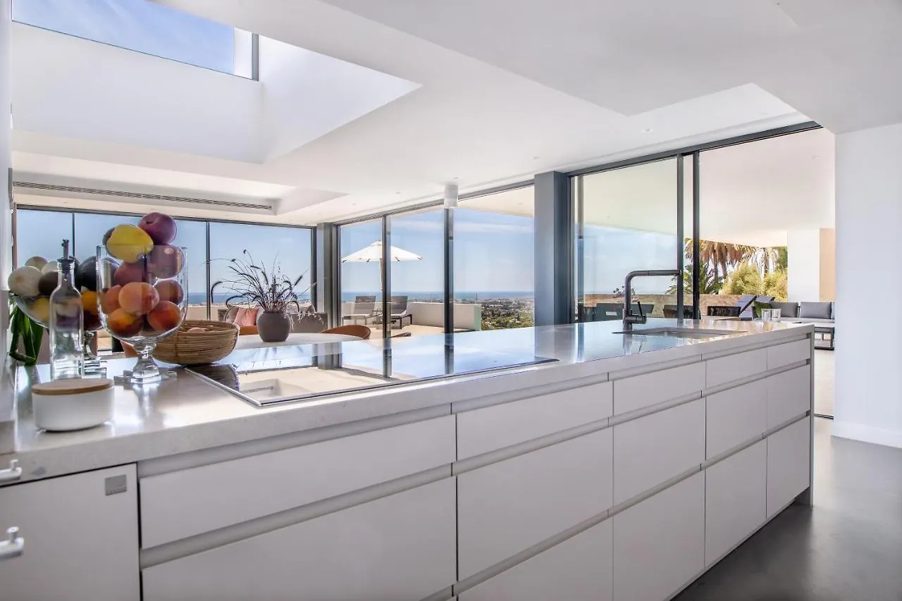Remarkable 2021-Built Luxury Villa In El Herrojo Benahavis