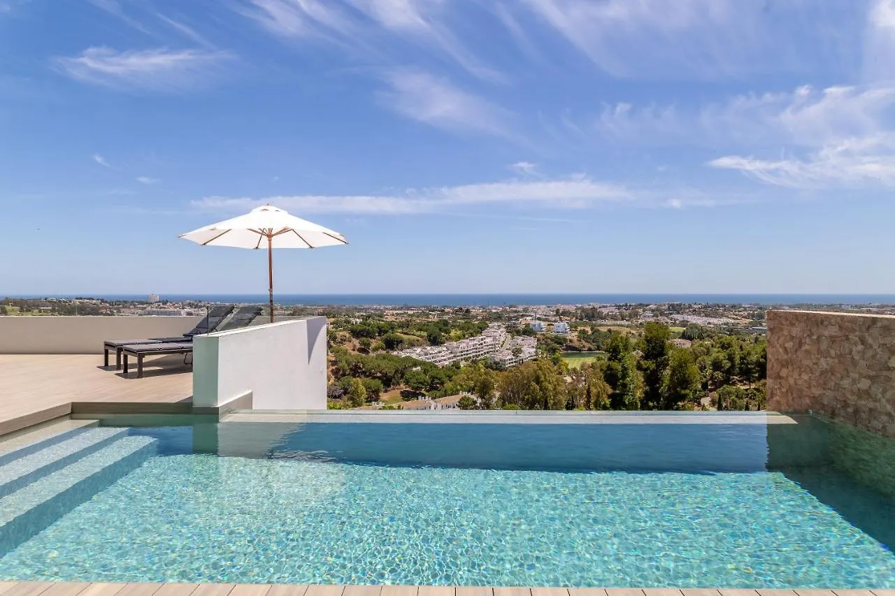 Remarkable 2021-Built Luxury Villa In El Herrojo Benahavis